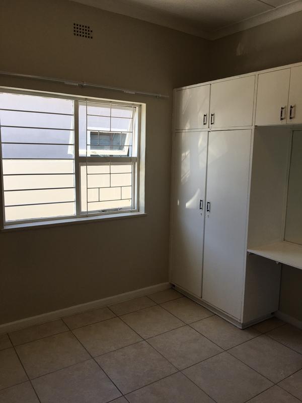 To Let 3 Bedroom Property for Rent in Goodwood Central Western Cape